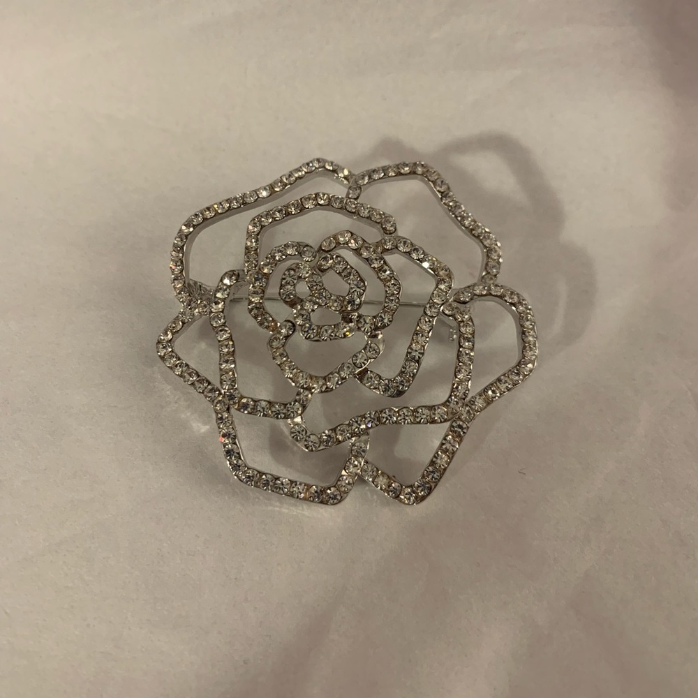 Sparkly Silver Toned Rose Brooch
